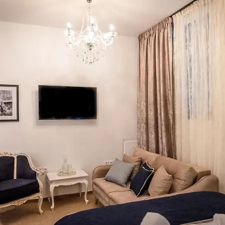 Opulent Maria Callas-Themed Apartment In Kolonaki, Central Athens Exterior photo